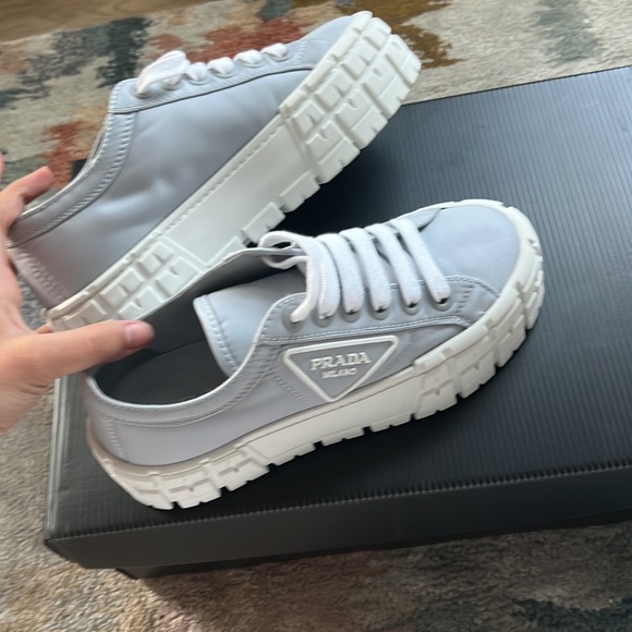 Prada Double Wheel nylon gabardine platform sneakers cornflower blue - Picture 5 of 7